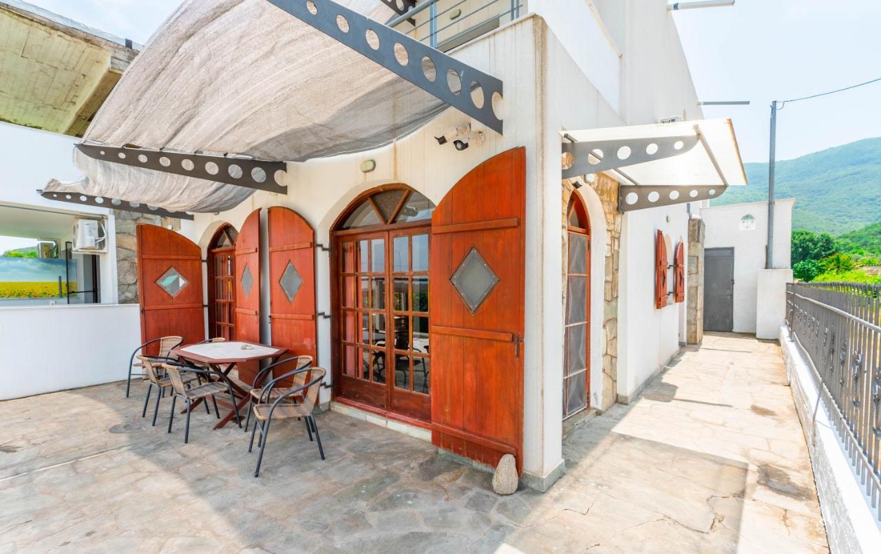 Stone House & Apartments Stavros  Exterior photo