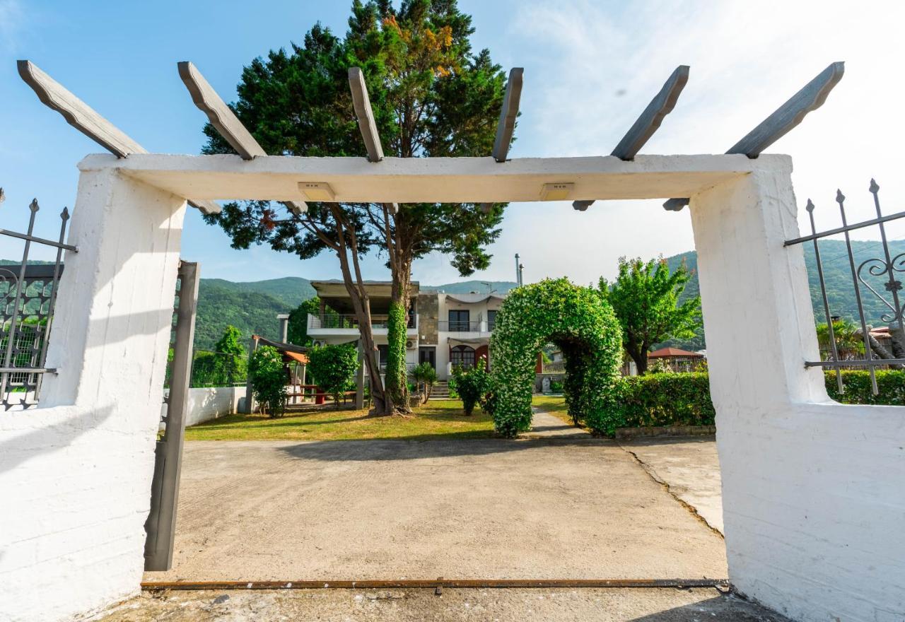 Stone House & Apartments Stavros  Exterior photo